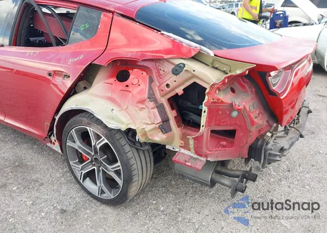 2018 Kia Stinger Gt1 z USA, uszkodzony, nr VIN KNAE45LC0J6033167